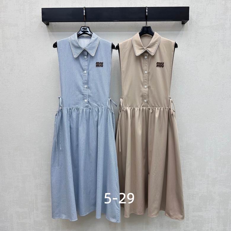 MiuMiu S-XL 93